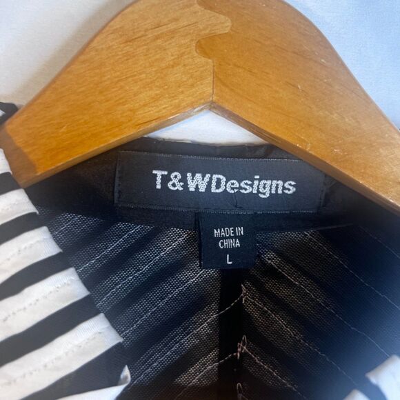 T&W Designs Chevron Mesh Peek-a-boo Striped Edgy Zip Up Jacket Size Large - Picture 7 of 10